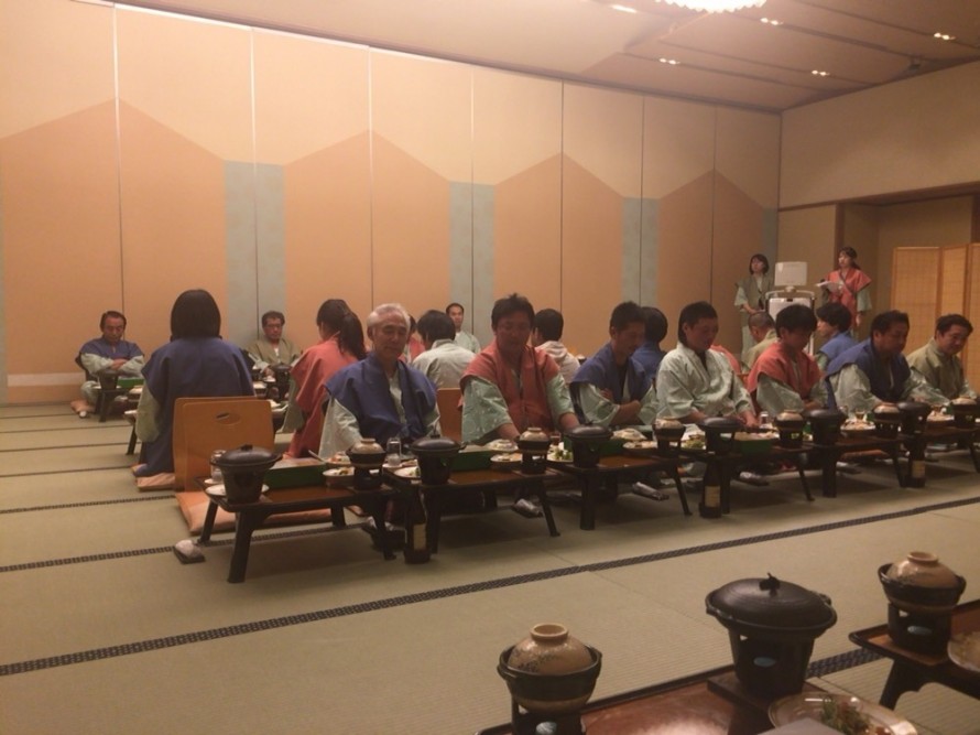 懇親会。 懇親会。