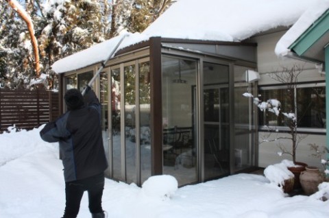 おっとせい 雪下ろし棒 ガーデンルーム サンルーム a2404dcec57e217e0ed7a6017ebbc5ee